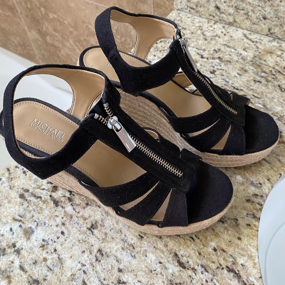 Michael Kors sandals 6.5